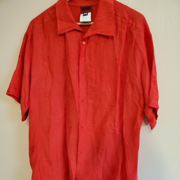 Gianni Versace Men's Red Short Sleeved Linen - Picture 4 of 7